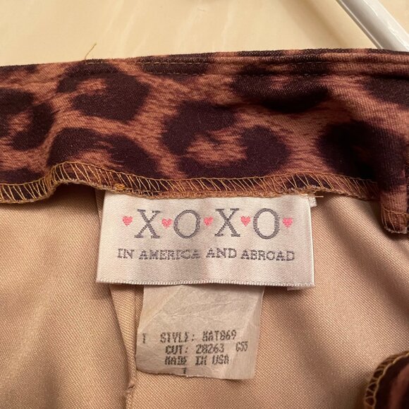 Hot Leopard Mini Skirt in Microsuede - Picture 8 of 11